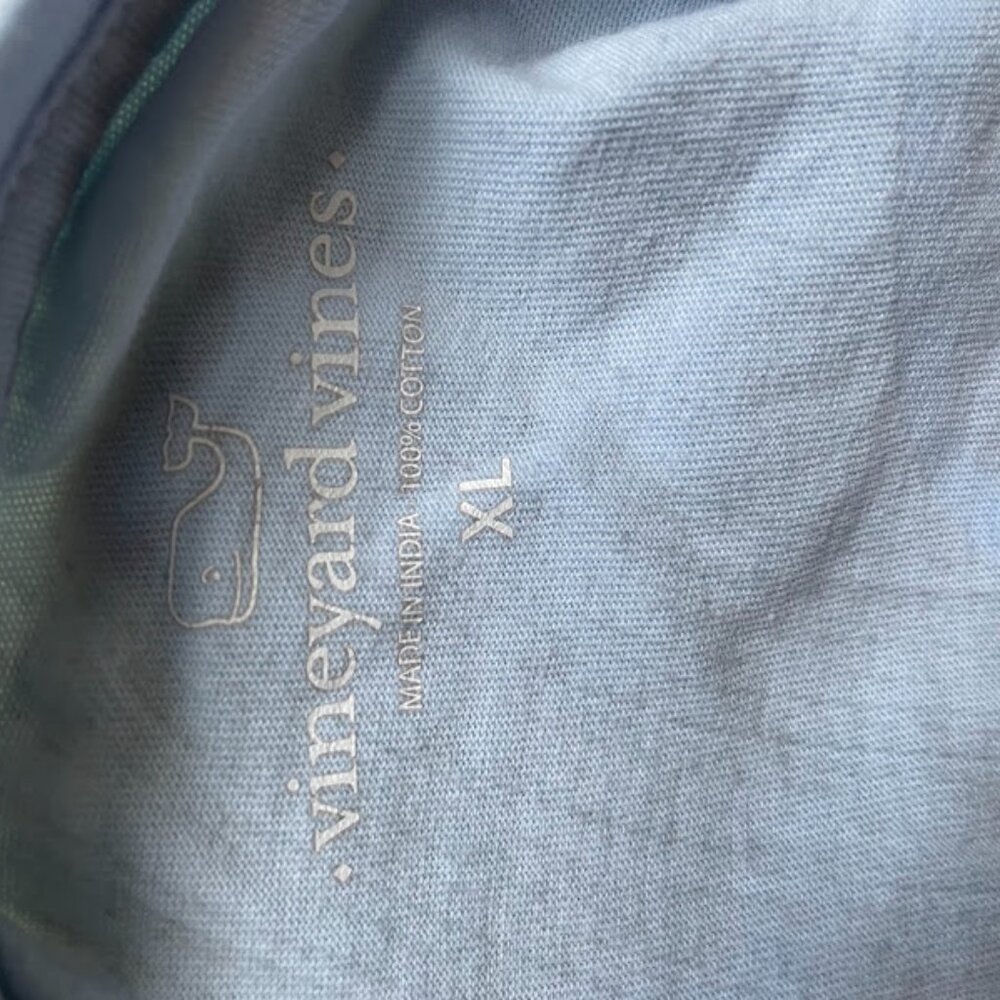 Vineyard Vines | Whale Graphic Pocket Tee | Light Blue | Size XL | Used - Picture 3 of 3